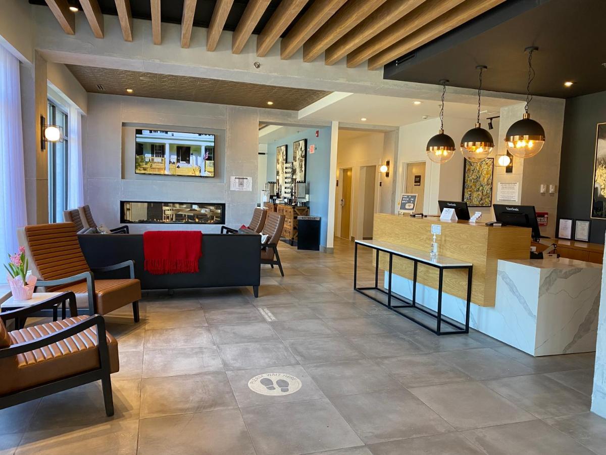 Lake Placid Inn Boutique Hotel エクステリア 写真